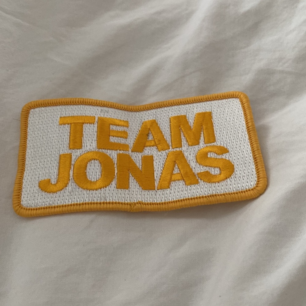 Build-A-Bear Jonas Brothers Dog & Team Jonas Patch - Picture 7 of 7